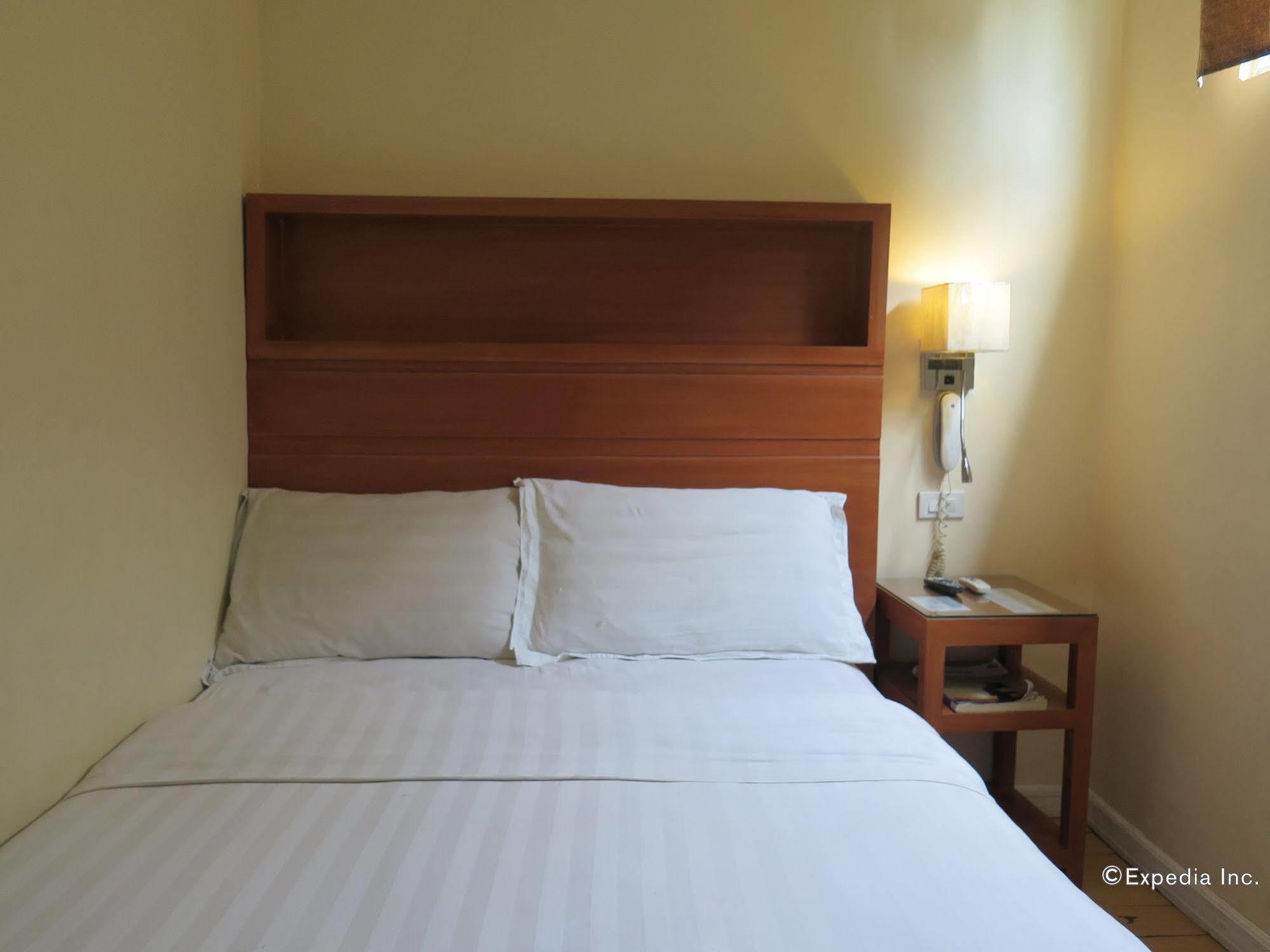 La Gloria Residence Inn Cebu Екстериор снимка